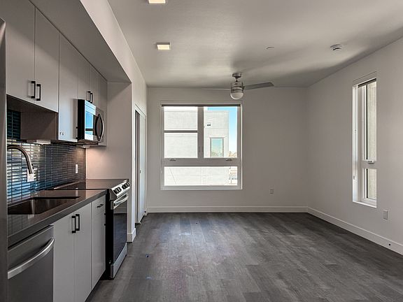 4th image of 4558 30th St #320