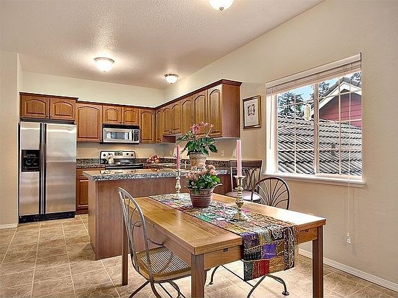 3rd image of 15433 Country Club Dr Unit H101