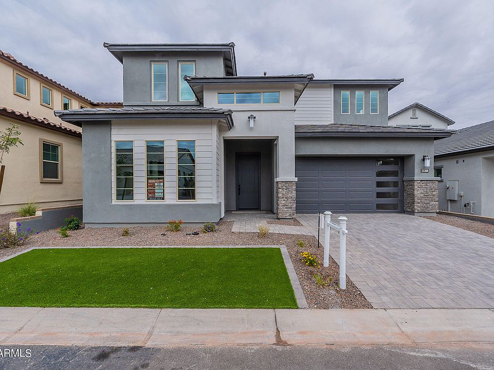 1st image of 21360 W MEADOWBROOK Avenue