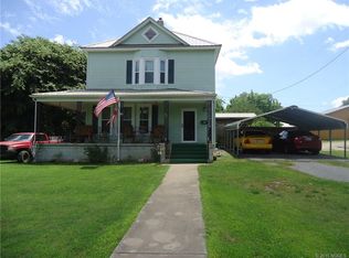 616 W Lafayette Ave, Checotah, OK 74426