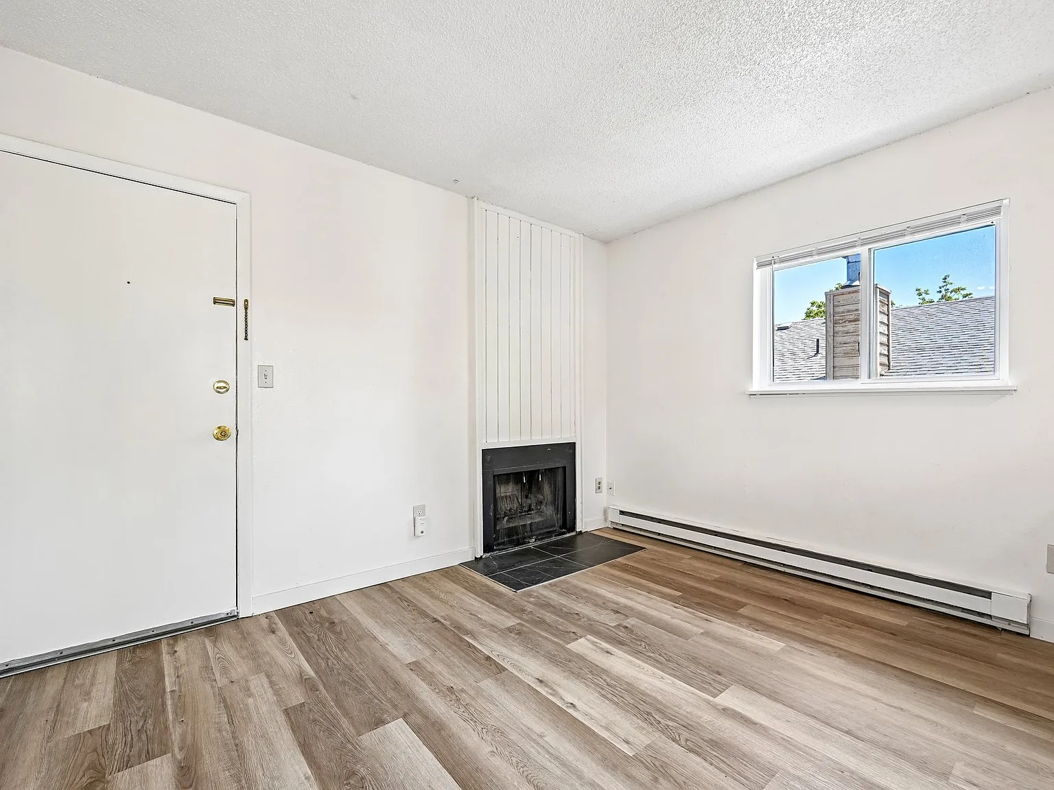 1 bed, 450 sqft, $1,525 — Photo 3