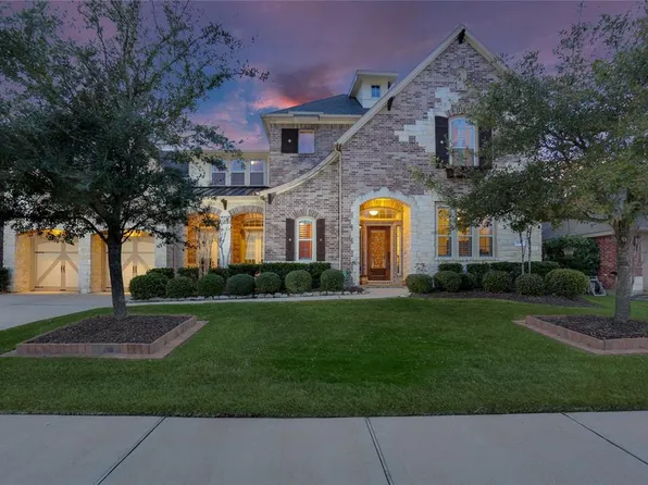 9111 Amistad Lake Cir, Cypress, TX 77433
