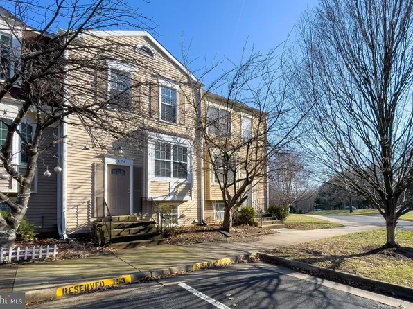 2474 Ridgehampton Ct, Reston, VA 20191
