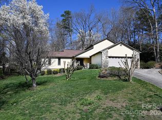 122 35th Ave NW, Hickory, NC 28601