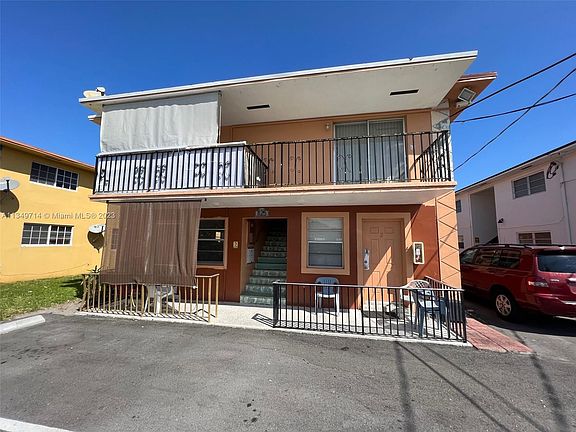 2nd image of 1125 SE 9th Ave #4