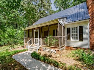 32 Mayfair Trce, Aylett, VA 23009