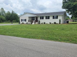 404 Holiday Haven Rd, Smithville, TN 37166