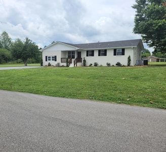 404 Holiday Haven Rd, Smithville, TN, 37166
