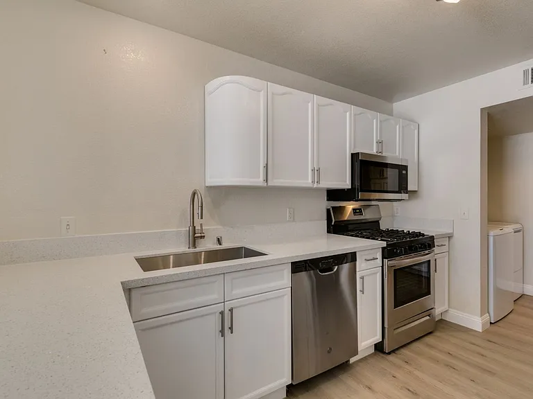 8476 Indigo Sky Ave — Photo 24