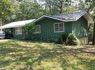 131 Okmulgee Dr, Cherokee Village, AR 72529