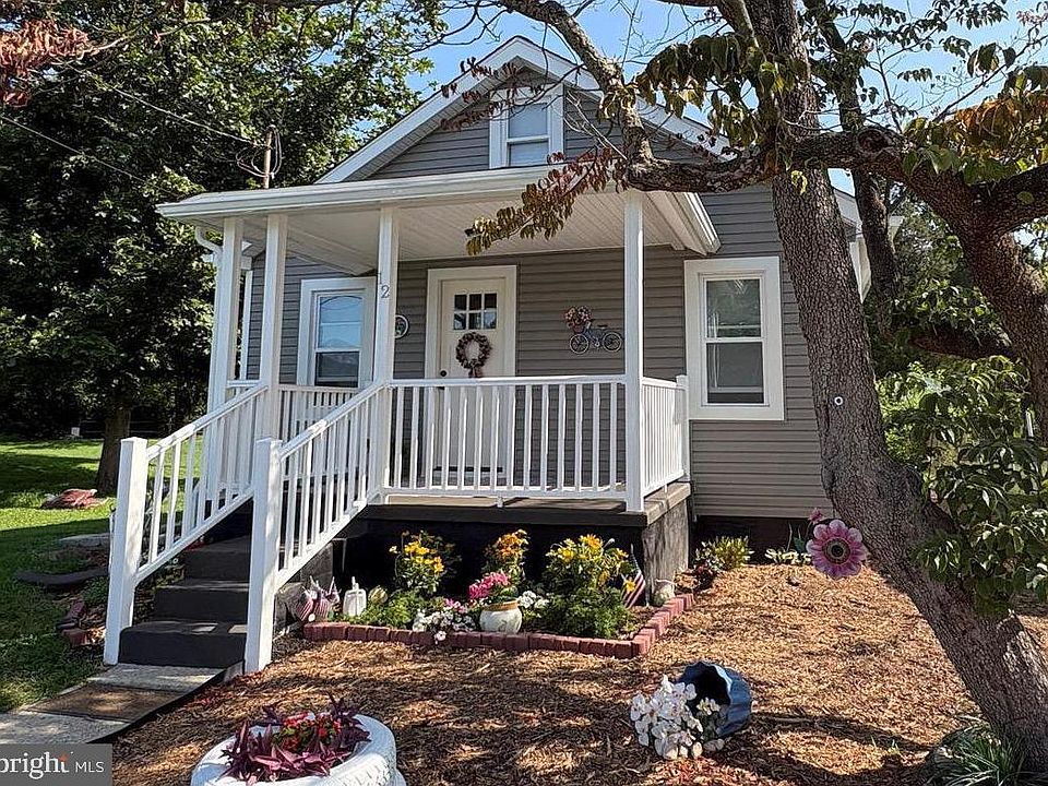1st image of 12 Chester Ave