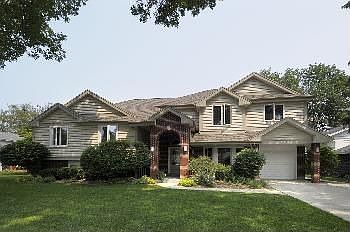 1st image of 2103 N Kennicott Dr