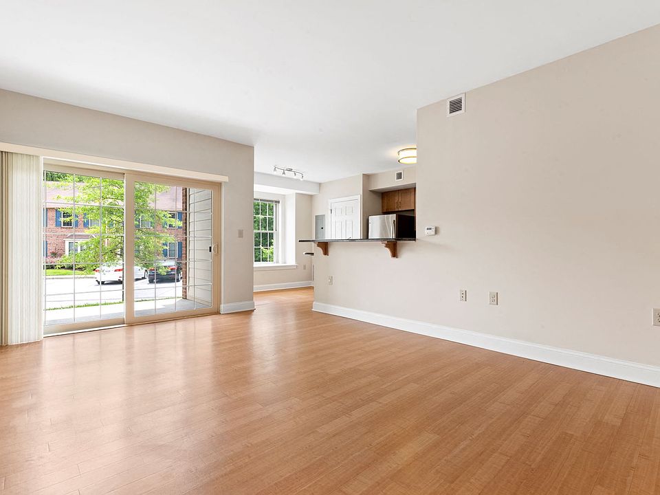 Living Area - LEED