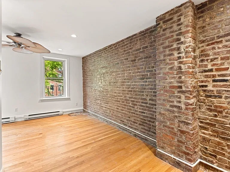 16 Henchman St #3R — Photo 9