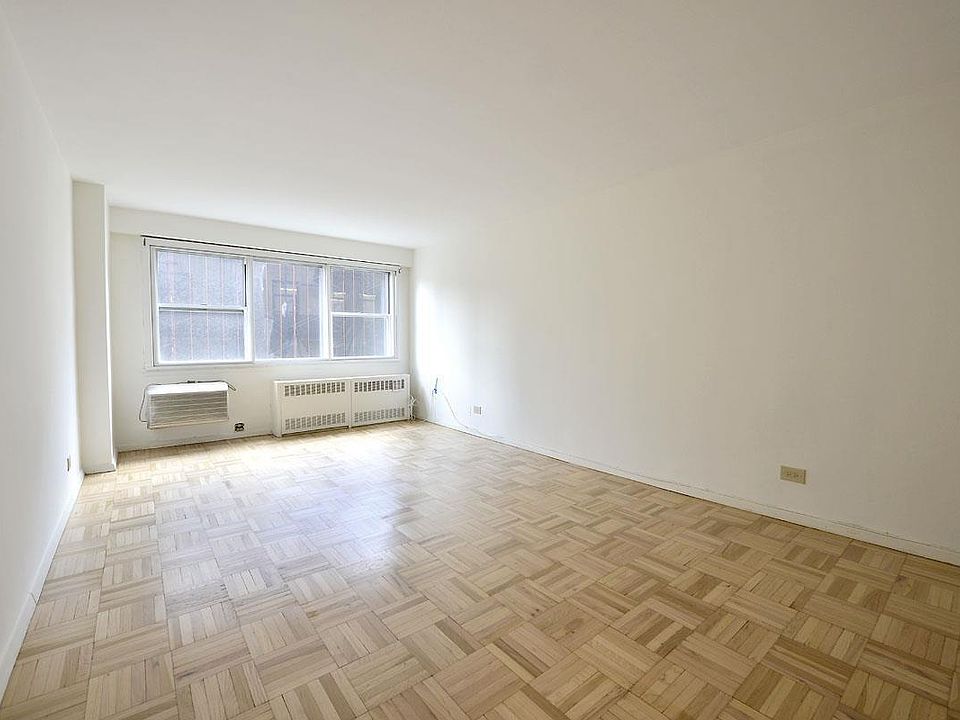 1st image of 430 W 34th St APT 7L