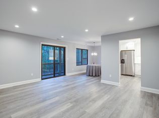 3 Seir Hill Rd #D2, Wilton, CT 06897