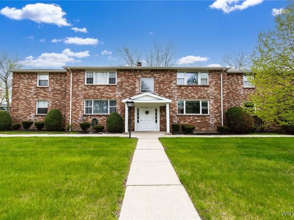 61 Old Lyme Dr APT 2, Amherst, NY 14221