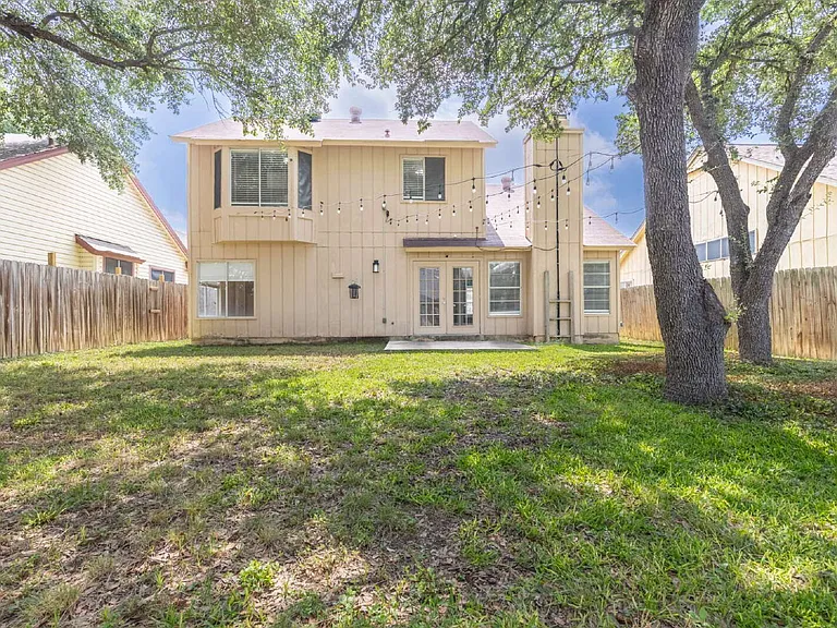 8207 Middle Point — Photo 32