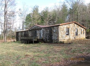1039 Deland Dr, Lenoir, NC 28645