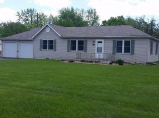 3303 E Cedar St, Decatur, IL 62521