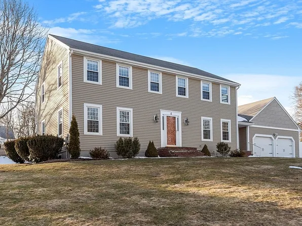 4 Lantern Ln, Shrewsbury, MA 01545