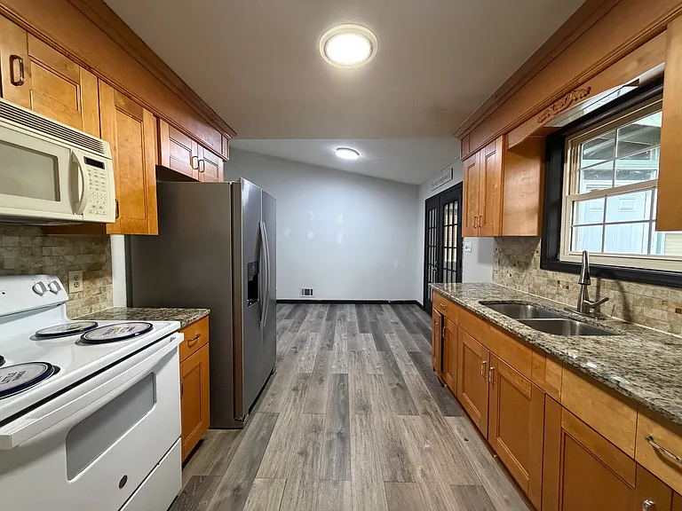 2153 Cruse Rd — Photo 10