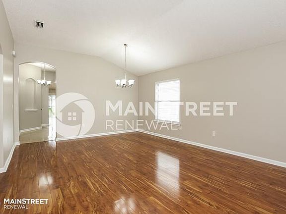 5th image of 2900 Centerwood Dr N