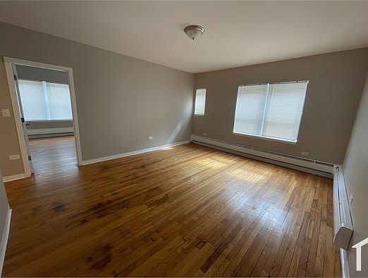 3rd image of 7526 S Kingston Ave #1B