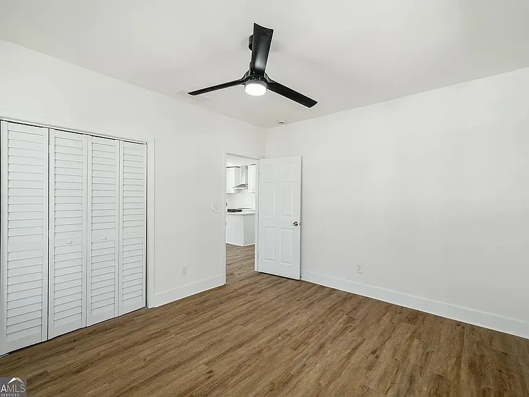 936 Byron Dr SW — Photo 8