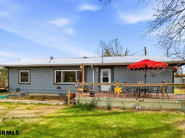 60043 McCain Rd, Mitchell, NE 69357