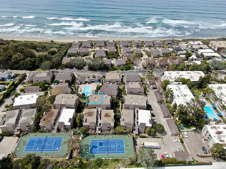 295 Sea Forest Ct — Photo 40