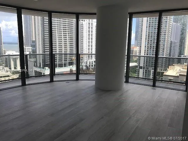55 SW 9th St #2103 — Photo 5