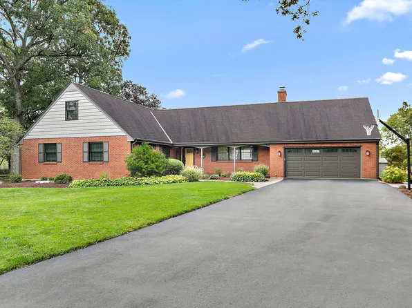 12604 Ellen Dr, Genoa, IL 60135