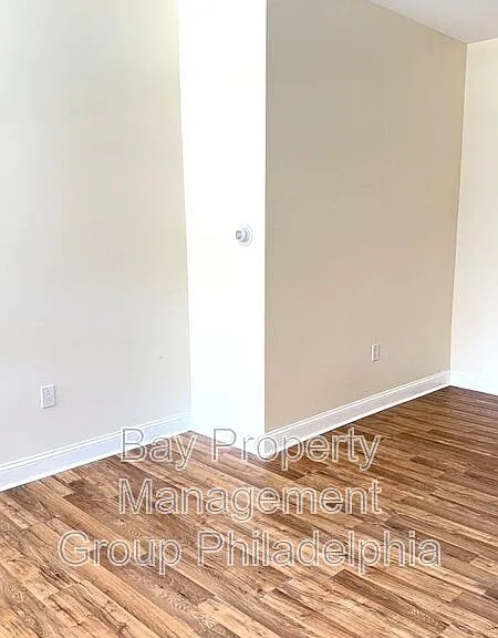 451 W Bringhurst St #1 — Photo 5