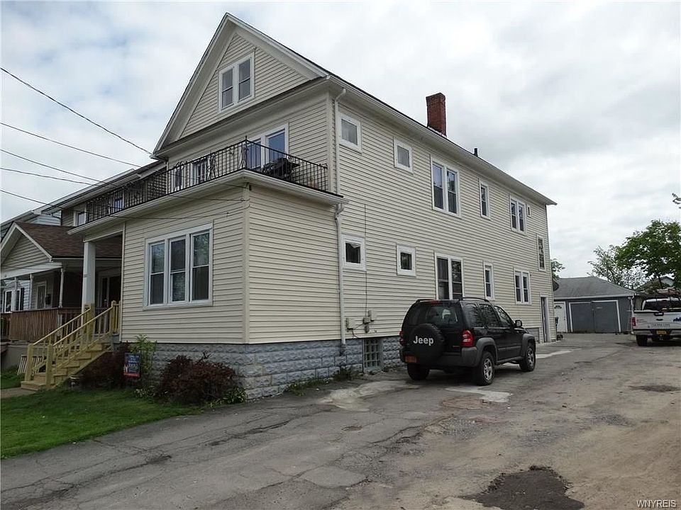 1st image of 112 Henrietta Ave