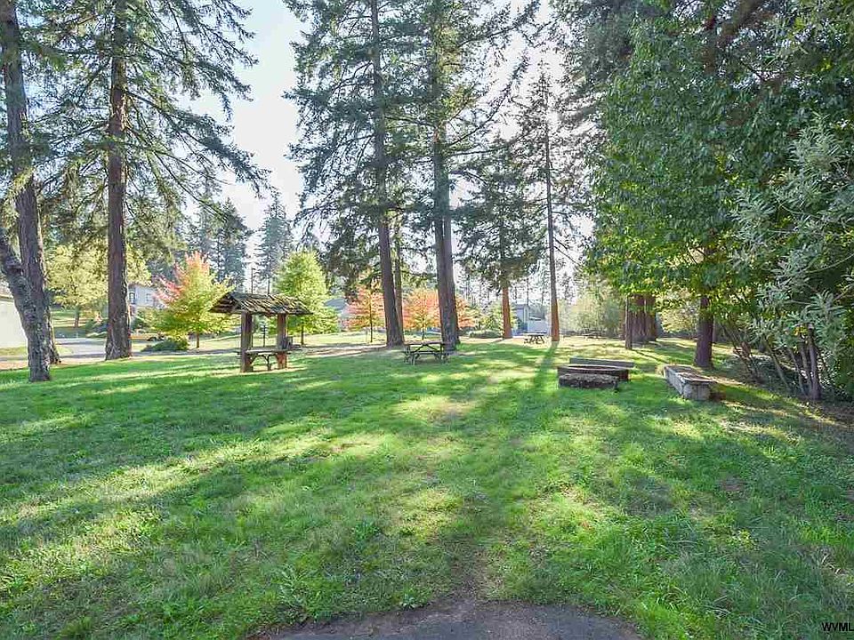 1st image of 3931 Village Center Dr SE