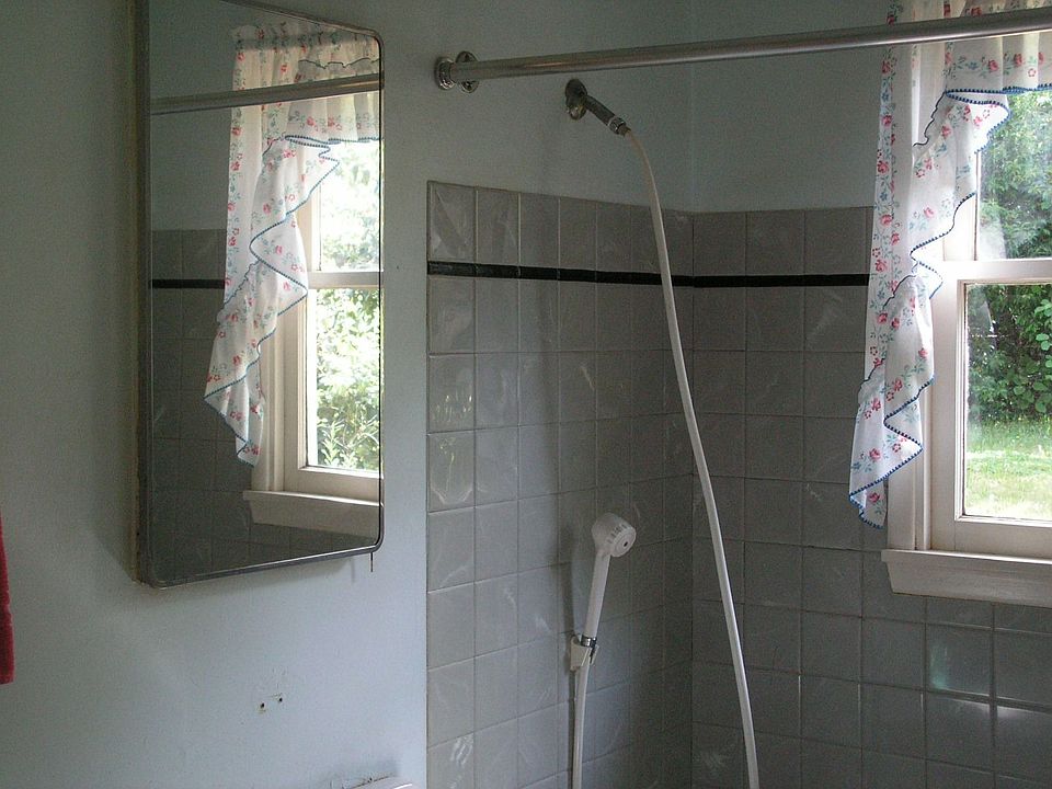 2nd image of 5528 S Libby Rd
