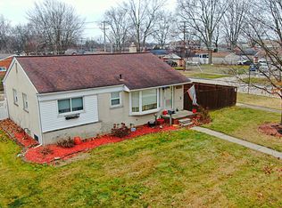 30257 Grandon St, Livonia, MI 48150