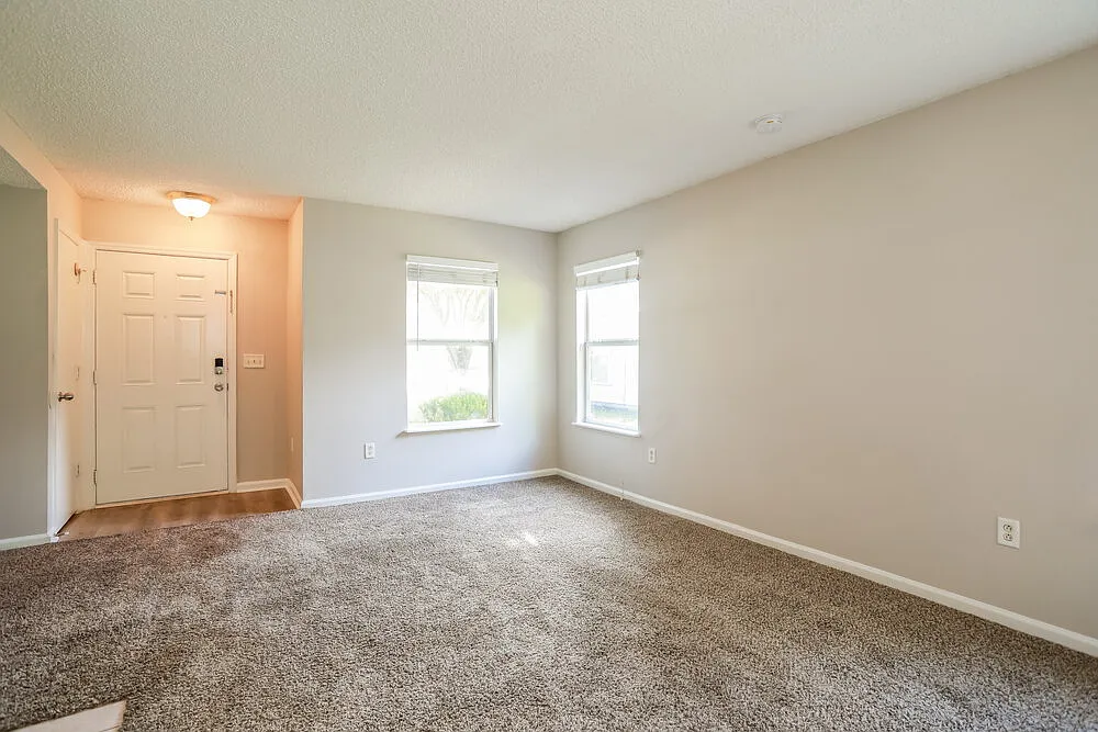 3 bed, 2.0 bath, 1336 sqft, $1,775 — Photo 4