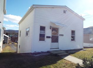 720 W 5th St, Lewistown, PA 17044