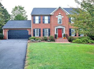6126 Saint Ives Ct, Roanoke, VA 24018