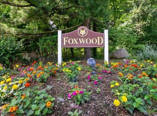 20 Foxwood Dr APT G, Morris Plains, NJ 07950