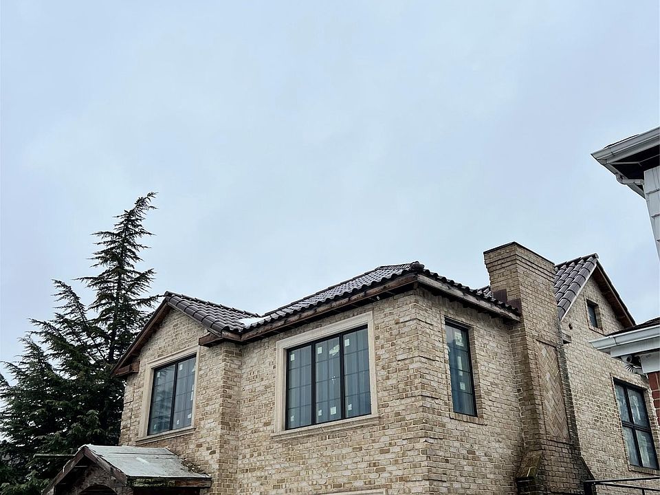 2nd image of 8324 Langdale Street