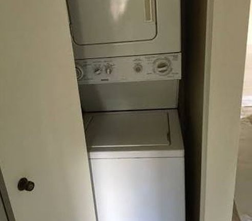 In unit washer and dryer