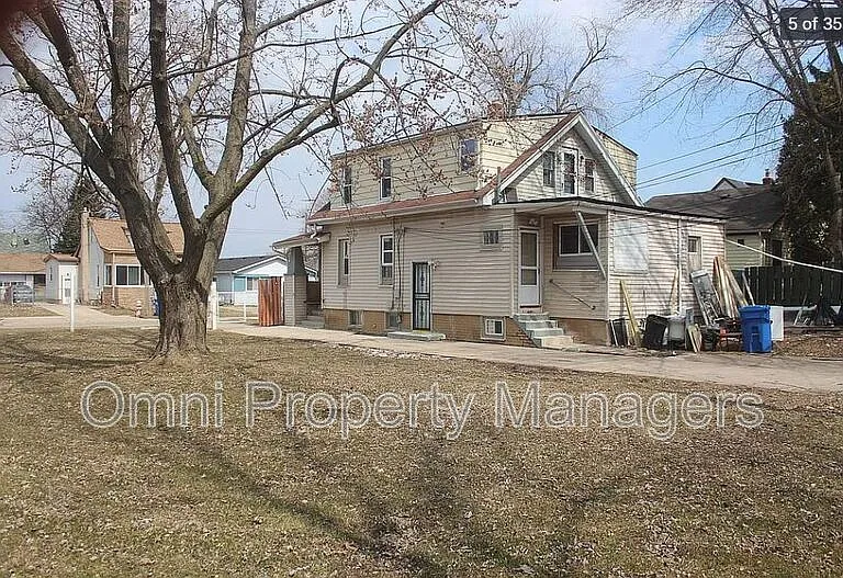 7568 Hudson Ave #2 — Photo 5