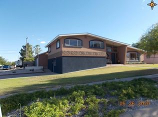 2911 Mountain View Dr, Carlsbad, NM 88220