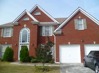 1413 White Flowers Ln, Lawrenceville, GA 30045
