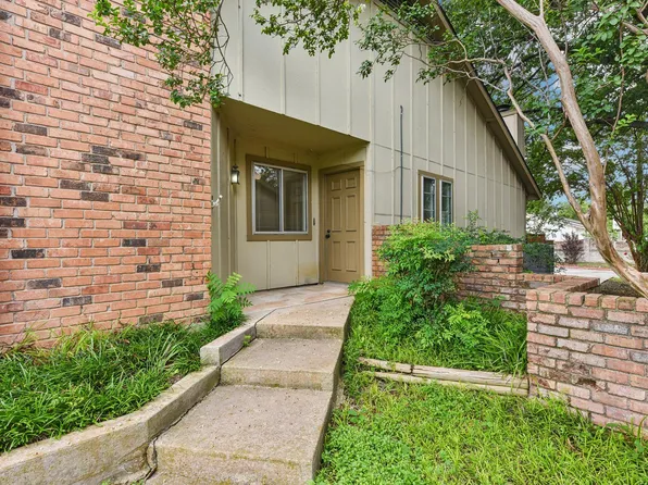 1413 W Braker Ln #B, Austin, TX 78758