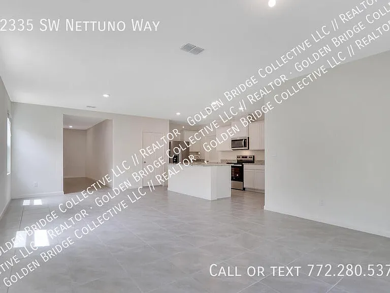 12335 SW Nettuno Way — Photo 3