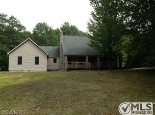 9591 20 Mile Rd, Chippewa Lake, MI 49320